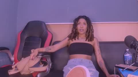 Snapshot of jamaicanbabex chatting on December 5, 2024, 9:50 am jamaicanbabex online show from December 5, 2024, 9:50 am