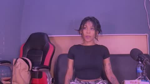 Snapshot of jamaicanbabex chatting on December 13, 2024, 12:39 pm jamaicanbabex online show from December 13, 2024, 12:39 pm