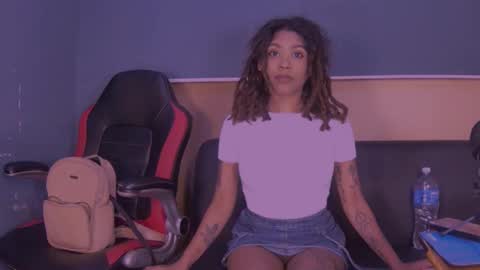 Snapshot of jamaicanbabex chatting on December 16, 2024, 9:35 am jamaicanbabex online show from December 16, 2024, 9:35 am