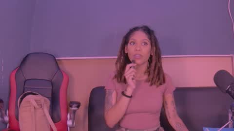 Snapshot of jamaicanbabex chatting on December 23, 2024, 10:10 am jamaicanbabex online show from December 23, 2024, 10:10 am