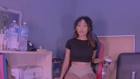 Snapshot of jamaicanbabex chatting on January 31, 2025, 11:03 am jamaicanbabex online show from January 31, 2025, 11:03 am