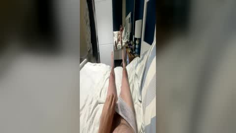 Snapshot of james66browny chatting on June 17, 2026, 7:44 am james66browny online show from June 17, 2026, 7:44 am