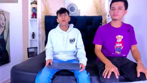 James y Kenet online show from February 3, 2026, 11:37 am