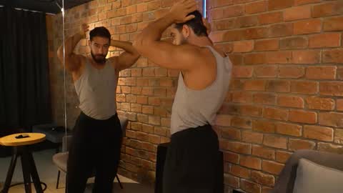 James Axel online show from November 2, 2025, 2:30 pm