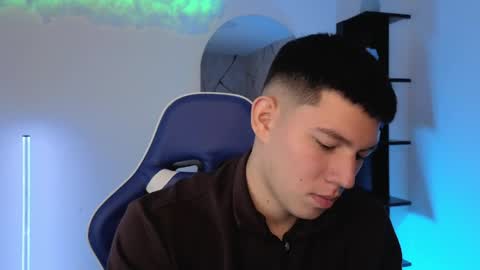 james_cr online show from June 1, 2026, 12:29 pm