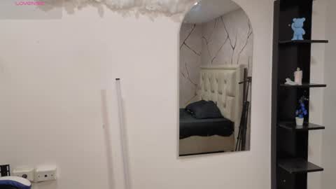 Snapshot of james_cr chatting on June 24, 2026, 12:37 pm james_cr online show from June 24, 2026, 12:37 pm