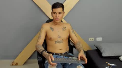 Snapshot of jamesinked_ chatting on December 14, 2024, 8:18 pm Jamesinked  online show from December 14, 2024, 8:18 pm