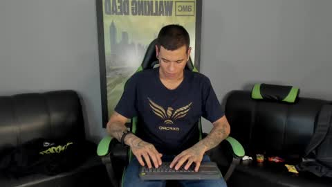 Snapshot of jamesinked_ chatting on January 11, 2025, 6:54 pm Jamesinked  online show from January 11, 2025, 6:54 pm