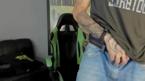 Snapshot of jamesinked_ chatting on February 10, 2025, 4:36 pm Jamesinked  online show from February 10, 2025, 4:36 pm