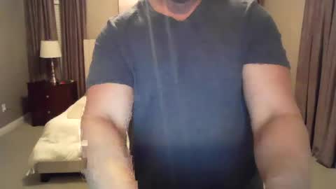 jamesmckendree online show from December 11, 2024, 2:52 am