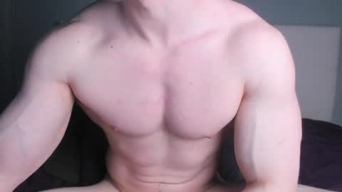 Snapshot of jamesstong chatting on May 20, 2026, 8:15 pm James Strong online show from May 20, 2026, 8:15 pm