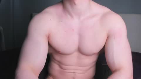 Snapshot of jamesstong chatting on July 5, 2026, 6:31 am James Strong online show from July 5, 2026, 6:31 am