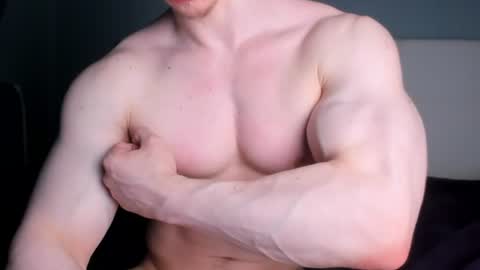 Snapshot of jamesstong chatting on July 11, 2026, 8:22 pm James Strong online show from July 11, 2026, 8:22 pm