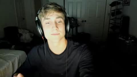 Jamesterl online show from December 27, 2024, 7:29 am