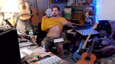 Snapshot of jameswebbscope chatting on July 14, 2026, 6:40 am Jameswebbscope online show from July 14, 2026, 6:40 am