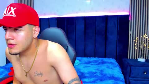 Snapshot of jamezprada chatting on September 8, 2025, 9:25 pm Jamezprada online show from September 8, 2025, 9:25 pm