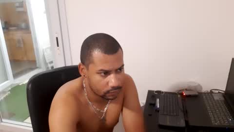 Snapshot of jamielonnas chatting on December 3, 2025, 10:13 am Jamie Lonnas online show from December 3, 2025, 10:13 am