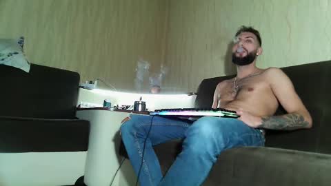 Snapshot of jamienoxus chatting on February 23, 2025, 2:25 pm Robbie online show from February 23, 2025, 2:25 pm