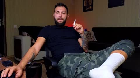 Snapshot of jamienoxus chatting on October 6, 2025, 4:54 am Robbie online show from October 6, 2025, 4:54 am