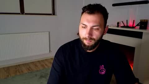 Snapshot of jamienoxus chatting on November 11, 2025, 7:30 am Robbie online show from November 11, 2025, 7:30 am