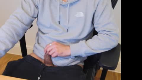 Snapshot of jammyedge chatting on March 4, 2025, 8:27 pm Jammy online show from March 4, 2025, 8:27 pm