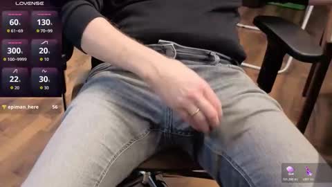 Snapshot of jan_martin chatting on December 19, 2025, 2:02 pm Jan Martin online show from December 19, 2025, 2:02 pm