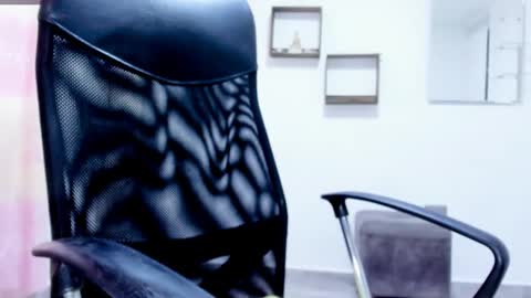 Snapshot of jan_milkhot chatting on January 19, 2025, 9:02 pm jan_milkhot online show from January 19, 2025, 9:02 pm