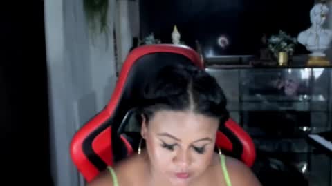 Snapshot of jan_milkhot chatting on March 6, 2025, 5:00 pm jan_milkhot online show from March 6, 2025, 5:00 pm