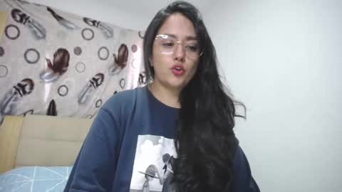 Snapshot of jandylovee chatting on February 4, 2026, 10:04 pm Johanna online show from February 4, 2026, 10:04 pm