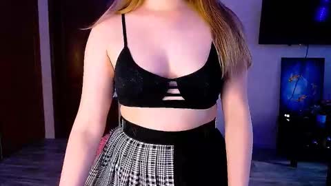 Snapshot of janeblossomhot chatting on October 11, 2025, 7:01 pm Jane online show from October 11, 2025, 7:01 pm