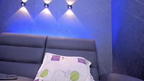 JANE  online show from January 29, 2025, 6:54 am