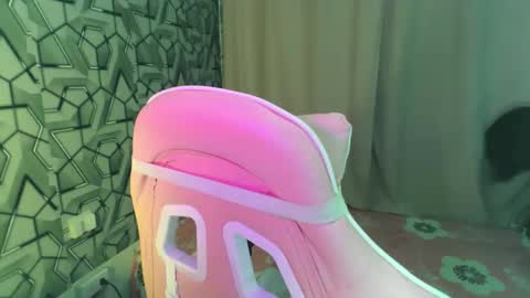 janeliciouse online show from May 17, 2026, 2:09 am