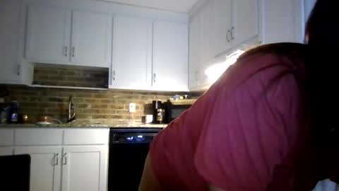 MaggieJane online show from April 17, 2026, 6:38 am