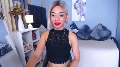 janemonet online show from December 13, 2024, 5:10 pm