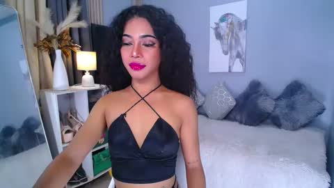 janemonet online show from February 5, 2025, 11:28 pm