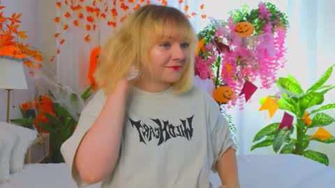 Diane online show from November 8, 2025, 11:21 am