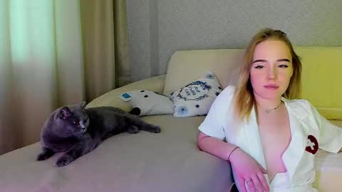 Janice online show from December 13, 2024, 3:27 am