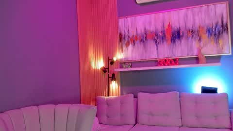 Janinne  online show from March 16, 2026, 11:03 am