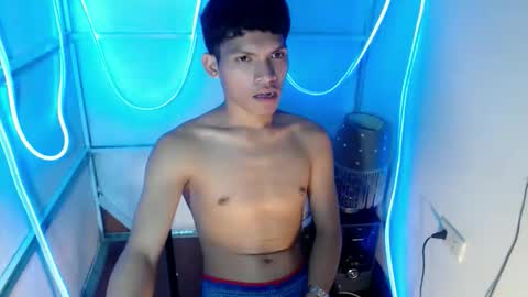 janlloyd04 online show from March 11, 2026, 2:56 pm