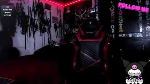      online show from September 25, 2025, 11:19 pm