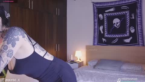   jmaybe e online show from January 9, 2025, 2:40 pm