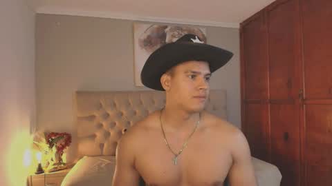 janomar01 online show from April 18, 2026, 7:58 pm