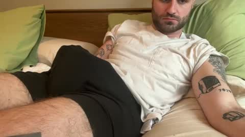 Snapshot of japandroidd chatting on September 21, 2025, 11:28 pm japandroidd online show from September 21, 2025, 11:28 pm