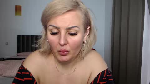 jaqueline88 online show from March 7, 2025, 3:39 pm