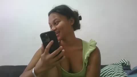 Snapshot of jarevava chatting on May 11, 2026, 9:15 am Jarevava online show from May 11, 2026, 9:15 am