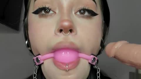 Maria online show from February 15, 2026, 2:52 am