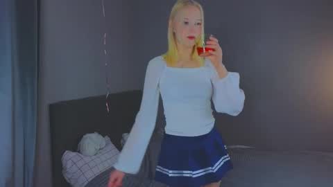 Jasmi online show from February 18, 2026, 5:03 am