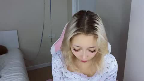 Jasmine online show from March 16, 2026, 7:18 pm