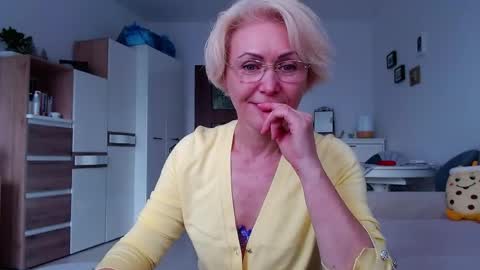 Jasmin room for people 40 online show from April 16, 2026, 12:50 pm