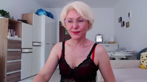 Jasmin room for people 40 online show from April 18, 2026, 12:53 pm